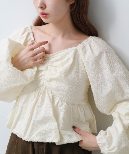 Kastane（カスタネ）の「ダメージループバルーンブラウス（シャツ/ブラウス・レディース・アイボリー/ブラック/ブラック系その他・FREE）」の10枚目の写真