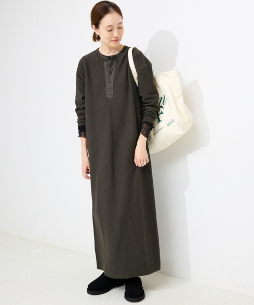 SLOBE IENA(スローブイエナ)の「テレコヘンリーネックカットワンピース(ワンピース・レディース・ライトグレー/ベージュ・FREE)」の11枚目の写真