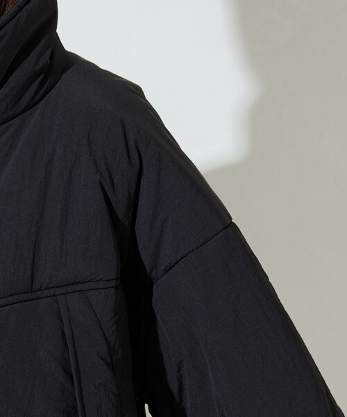 限定展開 ショート モンスター パーカー（ダウンジャケット/コート