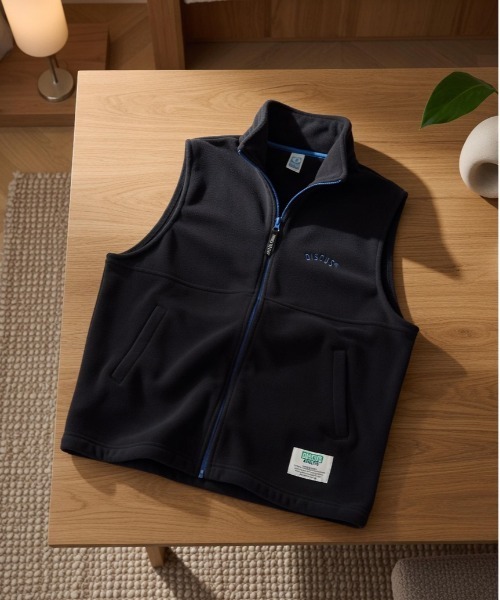 DISCUS ATHLETIC（ディスカス　アスレチック）の「【DISCUS ATHLETIC/ディスカス アスレチック】フリースフルZIPベスト（その他アウター・レディース・アイボリー/ブラック/サックスブルー/マルチ/その他・MEDIUM/LARGE）」の2枚目の写真