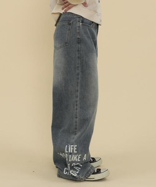 WOND(ウォンド)の「WOND/グラフィックストレートデニム(デニムパンツ・レディース・インディゴブルー・SMALL/MEDIUM)」の3枚目の写真
