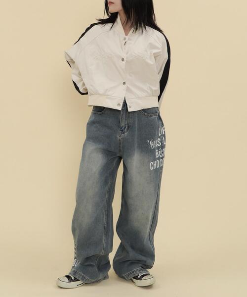 WOND(ウォンド)の「WOND/グラフィックストレートデニム(デニムパンツ・レディース・インディゴブルー・SMALL/MEDIUM)」の6枚目の写真