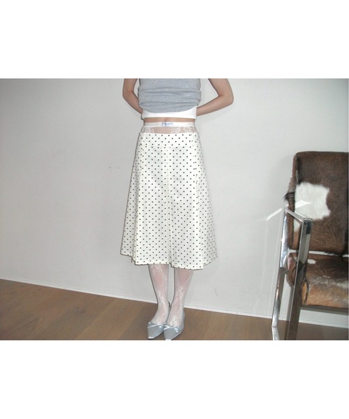 Smyeon(スミョン)の「Antique lace tights/アンティークタッチレースタイツ(タイツ/ストッキング・レディース・ホワイト・FREE)」の5枚目の写真