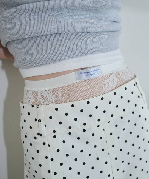 Smyeon(スミョン)の「Antique lace tights/アンティークタッチレースタイツ(タイツ/ストッキング・レディース・ホワイト・FREE)」の2枚目の写真