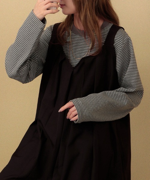 HUG.U(ハグユー)の「ボーダーカットソー(Tシャツ/カットソー・レディース・ネイビー/ブラウン/ホワイト/ブラック/グレー・FREE)」の17枚目の写真