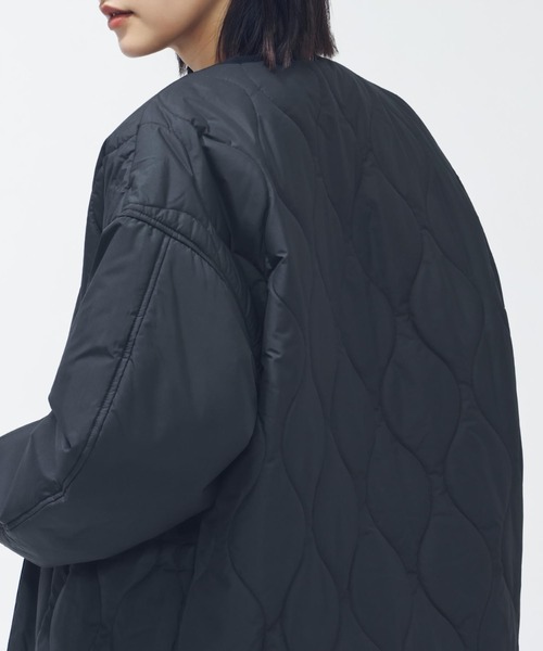 adidas(アディダス)の「アディダス adidas 中わた入りキルティング ルーズフィット ジャケット(ダウンジャケット/コート・レディース・ブラック/オリーブ/オフホワイト・M/L/S/XL)」の17枚目の写真