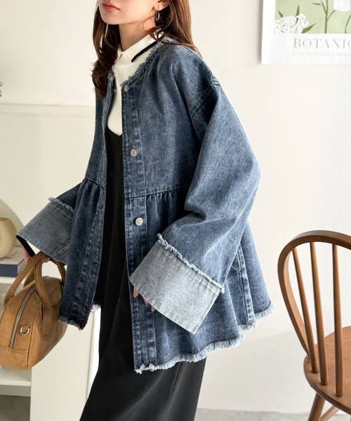 classicalelf（クラシカルエルフ）の「《daaco×クラシカルエルフコラボ》フリンジ×デニムの最強コンビ！綿100％ペプラムノーカラーデニムジャケット（デニムジャケット・レディース・ブルー/ブラック/インディゴブルー・SMALL/MEDIUM/X-LARGE/LARGE）」の22枚目の写真