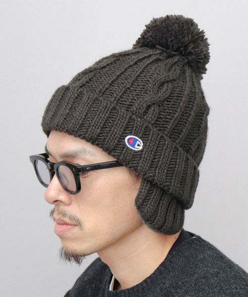 Champion（チャンピオン）の「裏ボア 耳当て付き ポンポン ニットキャップ ニット帽（ニットキャップ/ビーニー・メンズ・ブラック/アイボリー/チャコール・FREE）」の3枚目の写真