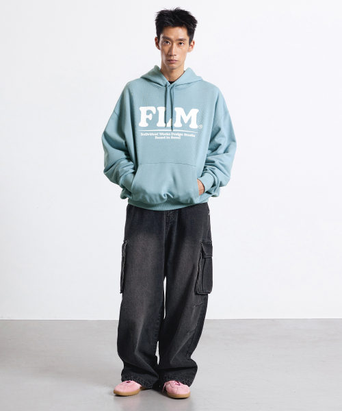 F.ILLUMINATE(フィルミネイト)の「FLM ビッグロゴフードパーカー-ブラック(パーカー・レディース・その他・SMALL/MEDIUM/LARGE)」の6枚目の写真