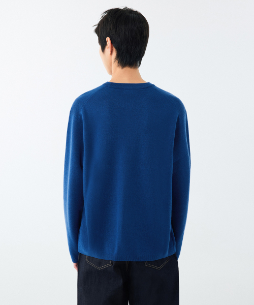 MUSINSA STANDARD（ムシンサスタンダード）の「ミニマルクルーネックニット[ブルー]（ニット/セーター・メンズ・その他・X-LARGE/XX-LARGE/SMALL/MEDIUM/LARGE）」の3枚目の写真
