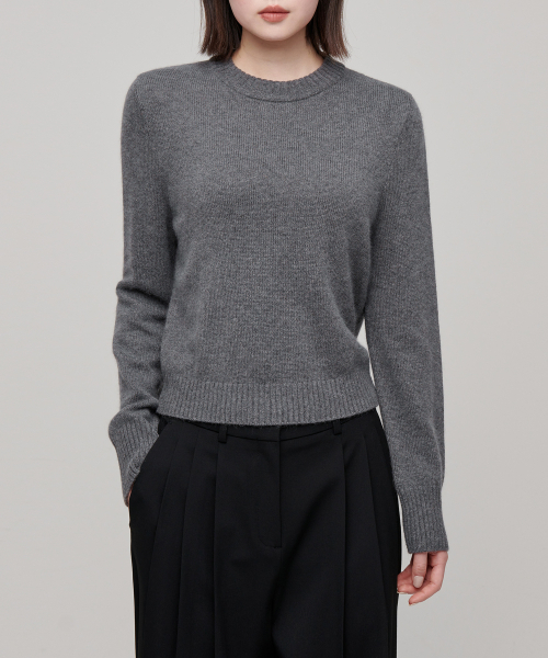 MUSINSA STANDARD WOMAN（ムシンサスタンダードウーマン）の「ウィメンズアンゴラブレンドクルーネックニット[ミディアムグレー]（ニット/セーター・レディース・その他・SMALL/LARGE/X-SMALL/MEDIUM）」の3枚目の写真