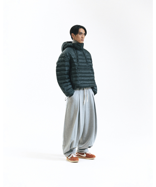 ANGLAN(アングラン)の「Duck Down Hooded Anorak Puffer - Dark Green(ダウンジャケット/コート・メンズ・その他・FREE)」の4枚目の写真