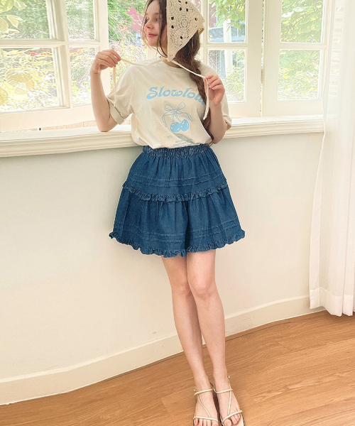 SLOWLOLLI(スローローリ)の「Frill denim mini skirt(スカート・レディース・インディゴブルー・FREE)」の3枚目の写真