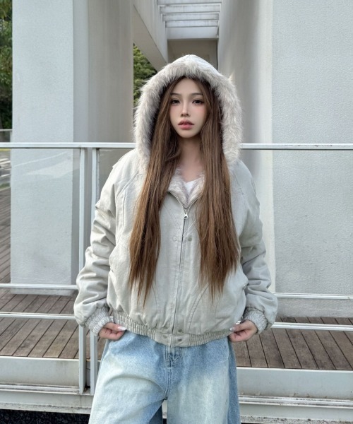 Ritzy(リッツィー)の「もこもこ裏フェイクファー エコダウンフードジャケット(ダウンジャケット/コート・レディース・ブラック/グレー・M/L)」の3枚目の写真