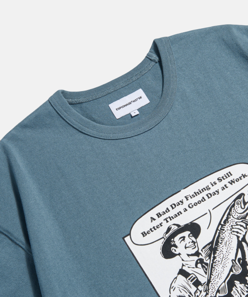 ESPIONAGE（エスピオナジ）の「Fishing and Work Heavyweight Tee Faded Blue（Tシャツ/カットソー・レディース・その他・MEDIUM/LARGE/X-LARGE）」の4枚目の写真