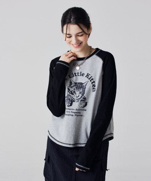 AWESOME STUDIO(オーサムスタジオ)の「ラグランスリーブネコTシャツ メランジグレー(Tシャツ/カットソー・レディース・その他・FREE)」の3枚目の写真