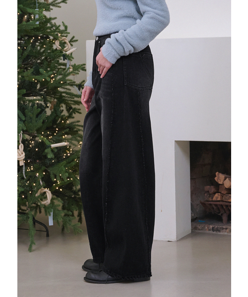 MICANE(ミケーネ)の「ブレイクフリンジラインワイドデニムパンツ(デニムパンツ・レディース・ブラック/ネイビー・LARGE/X-LARGE/XX-LARGE/X-SMALL/SMALL/MEDIUM)」の3枚目の写真