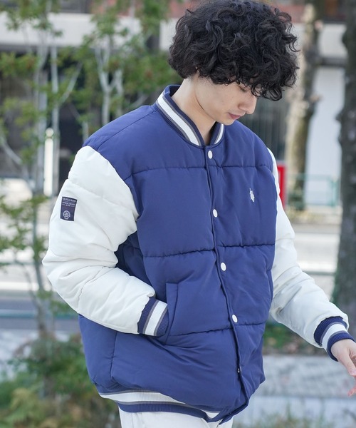 U.S. POLO ASSN.(ユーエスポロアッスン)の「【U.S. POLO ASSN. /ユーエスポロアッスン 】パデッドヴァーシティジャケット スタジャン(スタジャン・メンズ・ネイビー/カーキ・X-LARGE/LARGE/MEDIUM)」の2枚目の写真