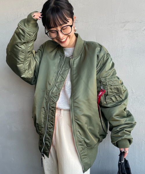 Alpha Industries（アルファインダストリーズ）の「[ALPHA/アルファ] MAｰ1 フライトミリタリージャケット（ミリタリージャケット・レディース・グレー/ブラック/オリーブ・M/L）」の3枚目の写真
