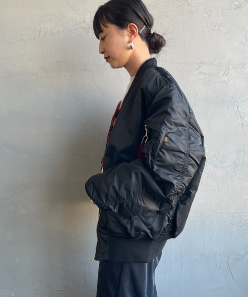 Alpha Industries（アルファインダストリーズ）の「[ALPHA/アルファ] MAｰ1 フライトミリタリージャケット（ミリタリージャケット・レディース・グレー/ブラック/オリーブ・M/L）」の15枚目の写真