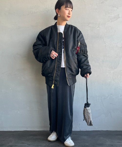 Alpha Industries（アルファインダストリーズ）の「[ALPHA/アルファ] MAｰ1 フライトミリタリージャケット（ミリタリージャケット・レディース・グレー/ブラック/オリーブ・M/L）」の17枚目の写真