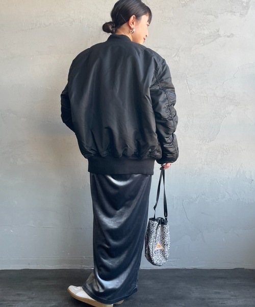 Alpha Industries（アルファインダストリーズ）の「[ALPHA/アルファ] MAｰ1 フライトミリタリージャケット（ミリタリージャケット・レディース・グレー/ブラック/オリーブ・M/L）」の19枚目の写真