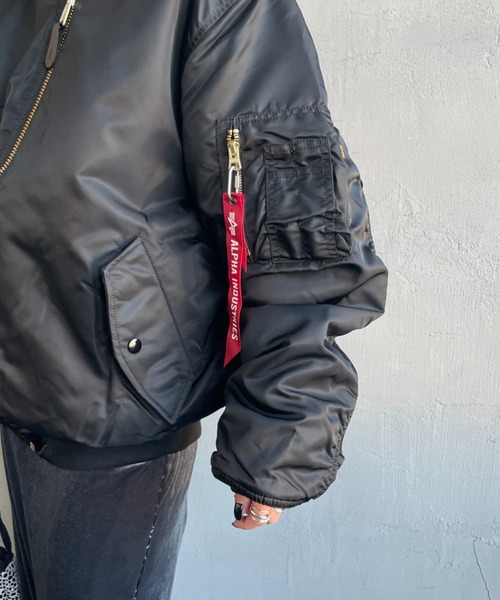 Alpha Industries（アルファインダストリーズ）の「[ALPHA/アルファ] MAｰ1 フライトミリタリージャケット（ミリタリージャケット・レディース・グレー/ブラック/オリーブ・M/L）」の22枚目の写真