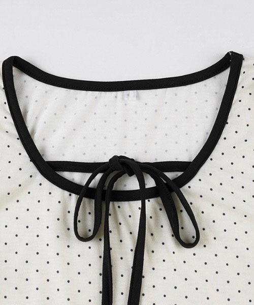 Mejoul(メジュール)の「【2026春夏新作】フロントリボン裾フリルドットロンT(Tシャツ/カットソー・レディース・ブラック/ホワイト・F)」の12枚目の写真