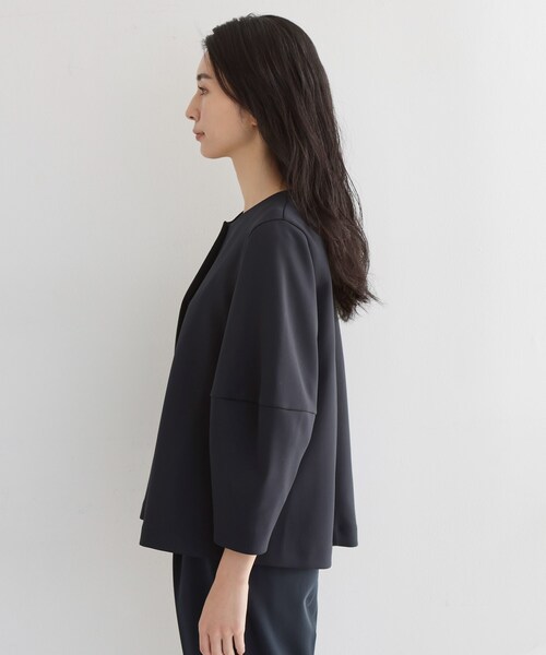 THE SHOP TK (ザ ショップ ティーケー )の「【通勤・セレモニー】ノーカラーダンボールジャケット(ノーカラージャケット・レディース・アイボリー/ネイビー・12/13)」の15枚目の写真