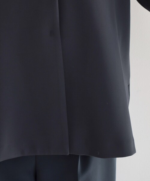 THE SHOP TK (ザ ショップ ティーケー )の「【通勤・セレモニー】ノーカラーダンボールジャケット(ノーカラージャケット・レディース・アイボリー/ネイビー・12/13)」の4枚目の写真