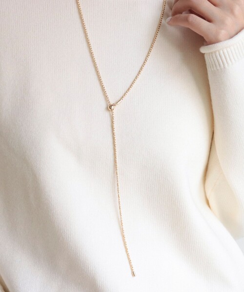 fredy emue（フレディエミュ）の「ねじりチェーンアジャストロングネックレス（ネックレス・レディース・シルバー/ゴールド・FREE）」の3枚目の写真