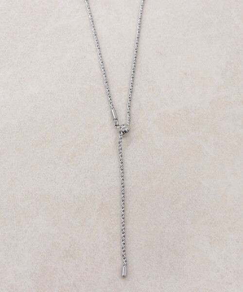 fredy emue（フレディエミュ）の「ねじりチェーンアジャストロングネックレス（ネックレス・レディース・シルバー/ゴールド・FREE）」の7枚目の写真
