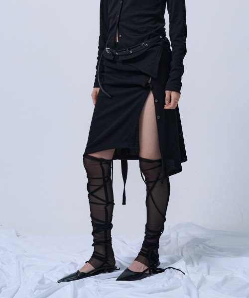 ZIZEMUSEUM(ジゼミュージアム)の「LAYERABLE BUTTON WRAP SKIRT (BLACK)(スカート・レディース・その他・OS)」の5枚目の写真