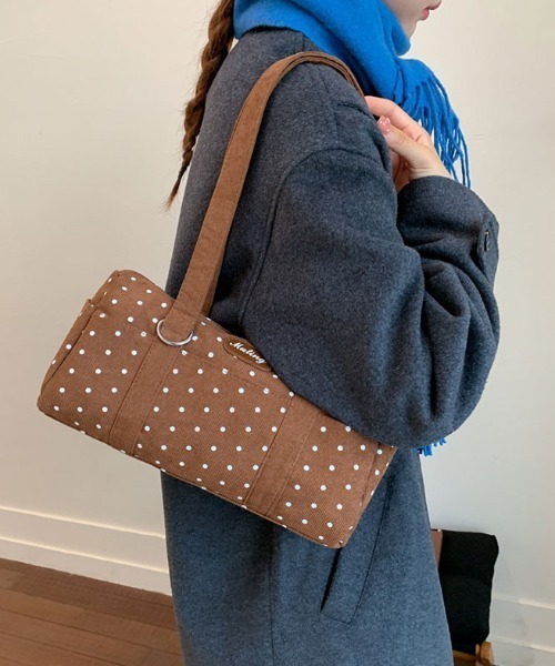 mebole(メボレ)の「Dot Muting Shoulder Bag(ショルダーバッグ・レディース・ブラウン/アイボリー/ブラック・FREE)」の8枚目の写真