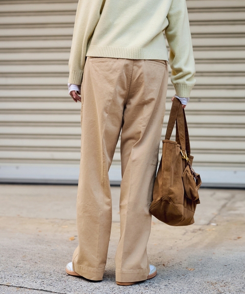 FRAMeWORK(フレームワーク)の「BURK 別注 ガチャベルト付きチノパン(チノパンツ・レディース・ネイビー/ベージュ・LARGE/MEDIUM/SMALL)」の14枚目の写真