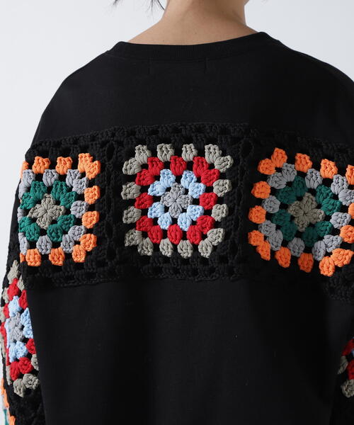 DISCOVERED(ディスカバード)の「DISCOVERED(ディスカバード) 別注 CROCHET SLEEVE SWEAT(ニット/セーター・レディース・ホワイト/ブラック・F)」の15枚目の写真