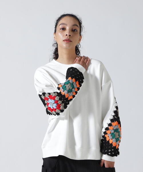 DISCOVERED(ディスカバード)の「DISCOVERED(ディスカバード) 別注 CROCHET SLEEVE SWEAT(ニット/セーター・レディース・ホワイト/ブラック・F)」の21枚目の写真