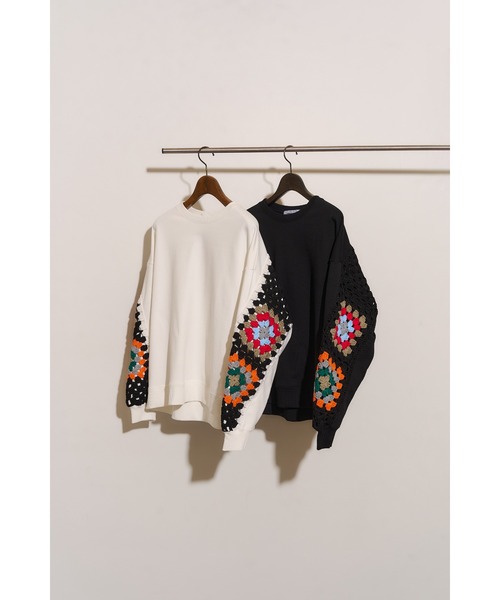 DISCOVERED(ディスカバード)の「DISCOVERED(ディスカバード) 別注 CROCHET SLEEVE SWEAT(ニット/セーター・レディース・ホワイト/ブラック・F)」の5枚目の写真