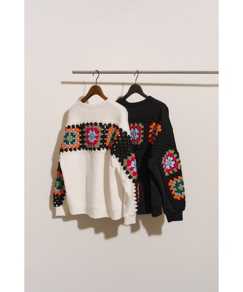 DISCOVERED(ディスカバード)の「DISCOVERED(ディスカバード) 別注 CROCHET SLEEVE SWEAT(ニット/セーター・レディース・ホワイト/ブラック・F)」の6枚目の写真