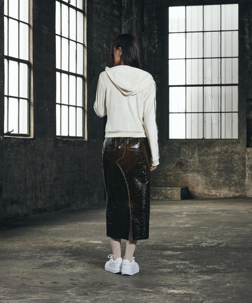 NIKE（ナイキ）の「《セットアップ対応商品》ナイキ スポーツウェア ウィメンズ フルジップ ロングスリーブ フーデッド トップス / Nike Sportswear Women's Full-Zip Long-Sleeve Hooded Top IQ0678-113 Coconut Milk（パーカー・レディース・ホワイト系その他2・XL/L/M/S/XS）」の10枚目の写真