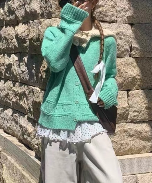 gossip!ロサンゼルス(ゴシップロサンゼルス)の「レディース 韓国風 ニット ゆったりカジュアルカーディガン 日常&シンプル(カーディガン/ボレロ・レディース・ブルー/グリーン/オフホワイト・FREE)」の8枚目の写真