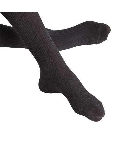 Kinetics(キネティクス)の「FALKE #48490 Family Rib Tights(ファルケ #48490 ファミリー リブ タイツ)(ソックス/靴下・レディース・グレー系/ブラック/ブラウン系・ONE SIZE)」の18枚目の写真