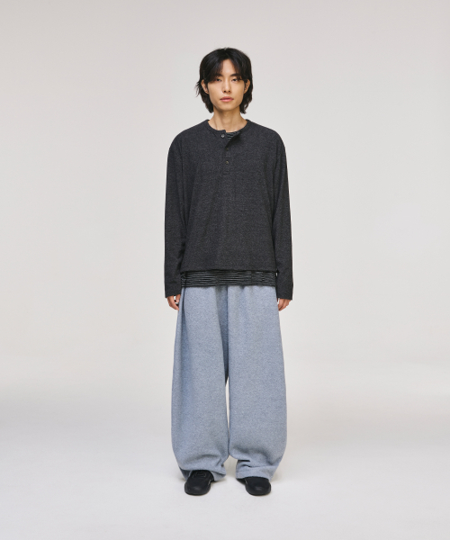 SIGNATURE（シグネチャ）の「ワイドポラポリストレーニングパンツ[グレー]（スウェットパンツ・レディース・その他・M/L）」の8枚目の写真