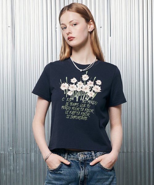 LARTIGENT(ラーティゼン)の「L2 GRASS FLOWER T-SHIRT(NAVY)(Tシャツ/カットソー・レディース・その他・FREE)」の4枚目の写真