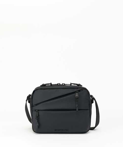 Samsonite(サムソナイト)の「サムソナイトレッド Z-ZIP クロスボディ バッグ S(ボディバッグ/ウエストポーチ・メンズ・ブラック/ブラック×ブルー・ONE SIZE)」の3枚目の写真