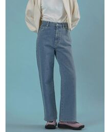 Wide-leg denim pants