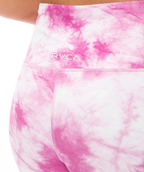 RVCA(ルーカ)の「【RVCA/ルーカ】【ROSE NAMAJUNAS】 THUG ROSE ESSENTIAL LEGGING/吸水速乾 総柄 ハイウエスト レギンス・スパッツ(レギンス/スパッツ・レディース・パープル・X-SMALL)」の4枚目の写真