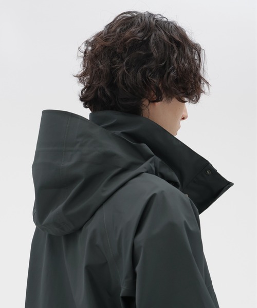 MARGARET HOWELL(マーガレットハウエル)の「Gore-Tex RECYCKED POLYESTER POPLIN(マウンテンパーカー・メンズ・マスタード/チャコール・SMALL/MEDIUM/LARGE)」の15枚目の写真