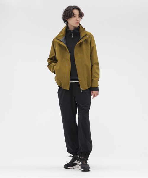 MARGARET HOWELL(マーガレットハウエル)の「Gore-Tex RECYCKED POLYESTER POPLIN(マウンテンパーカー・メンズ・マスタード/チャコール・SMALL/MEDIUM/LARGE)」の19枚目の写真