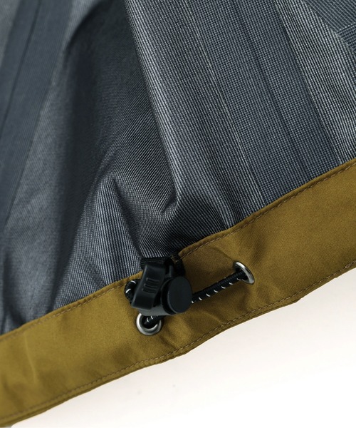 MARGARET HOWELL(マーガレットハウエル)の「Gore-Tex RECYCKED POLYESTER POPLIN(マウンテンパーカー・メンズ・マスタード/チャコール・SMALL/MEDIUM/LARGE)」の8枚目の写真